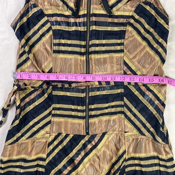 Ruffle Collar Sleeveless Striped Statement Top Black Brown Size Medium Bold Chic - Picture 8 of 10